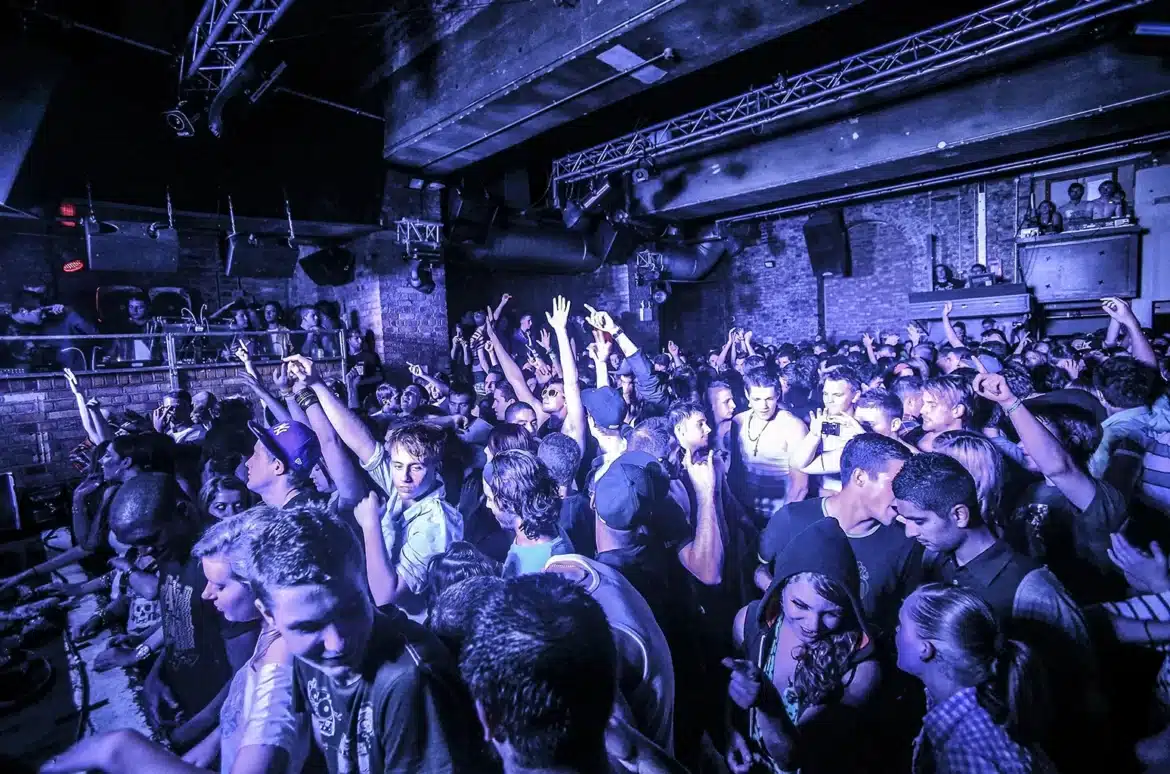 clubbers dancing at Fabric london Fabric announces first line-up