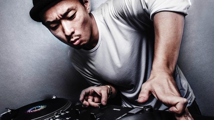 Kentaro performing at the 2002 DMC World Championships